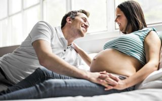 Quan hệ khi mang thai có nguy hiểm không?